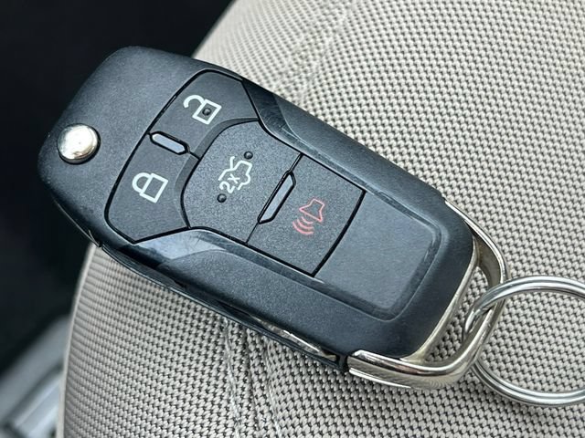 Used 2021 Ford Explorer 4WD image 28
