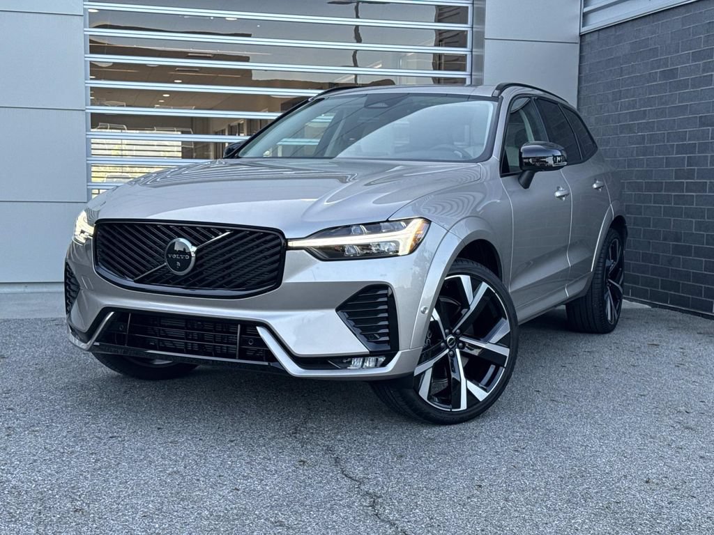 Used 2026 Volvo XC60 B5 Ultra w/ Protection Package
