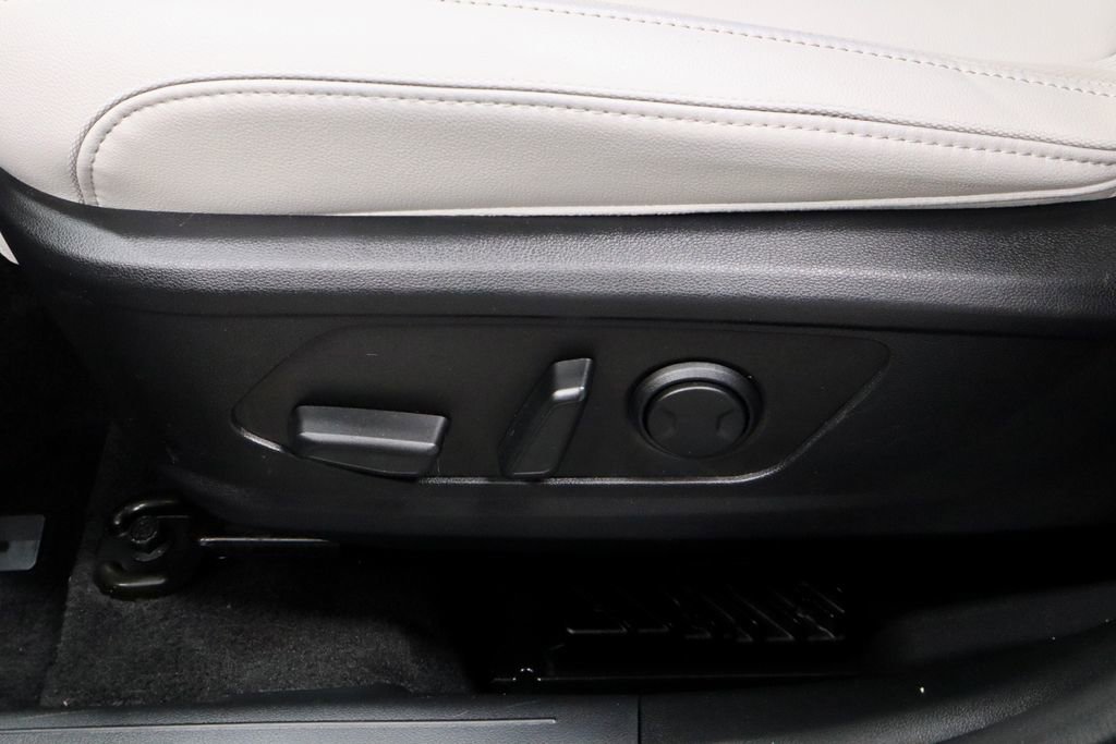 Certified 2024 Hyundai Tucson Limited AWD/4WD image 23