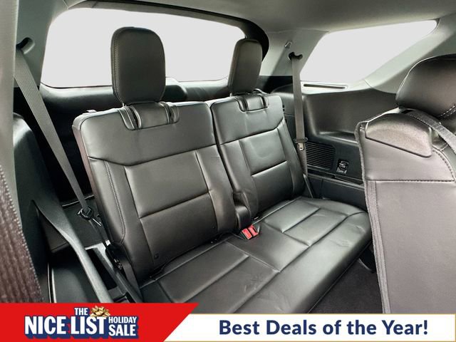 Used 2022 Ford Explorer XLT w/ Equipment Group 202A image 28