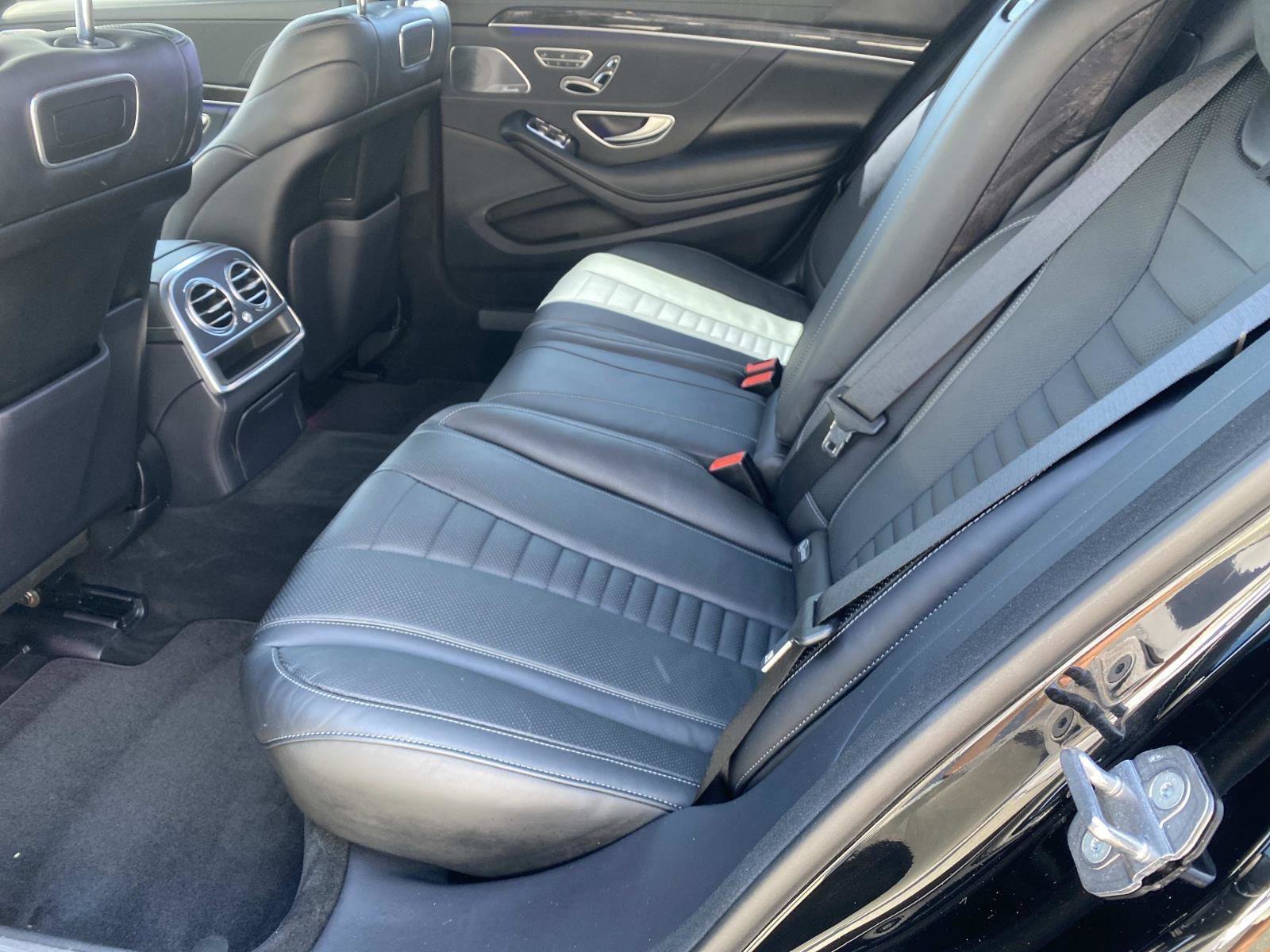 Used 2019 Mercedes-Benz S 560 Sedan image 18