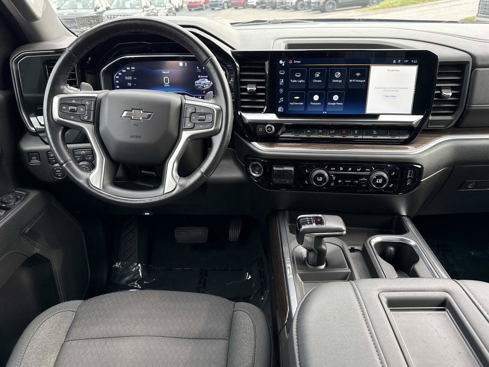 Used 2022 Chevrolet Silverado 1500 RST AWD/4WD image 2