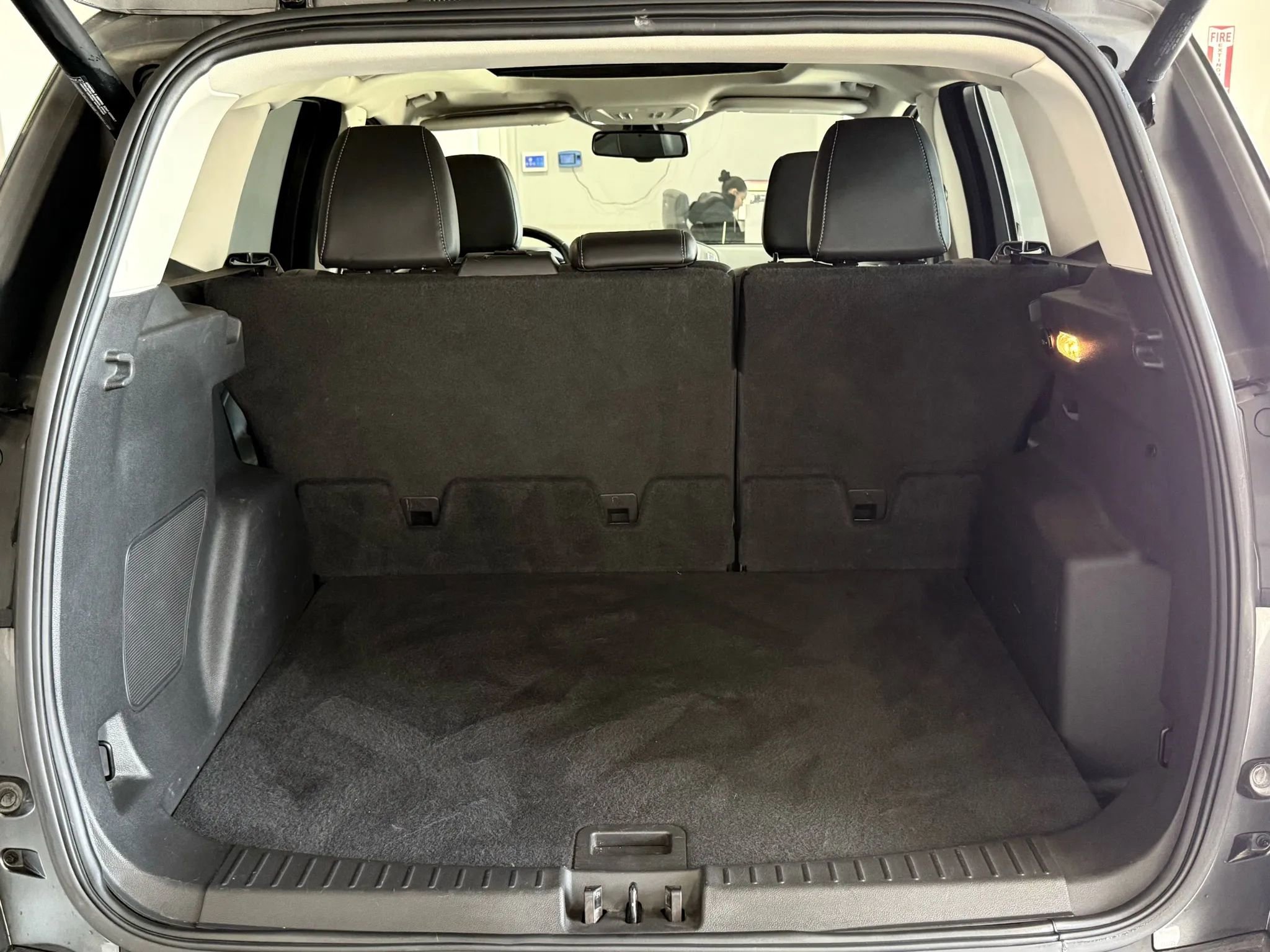 Used 2018 Ford Escape Titanium image 30