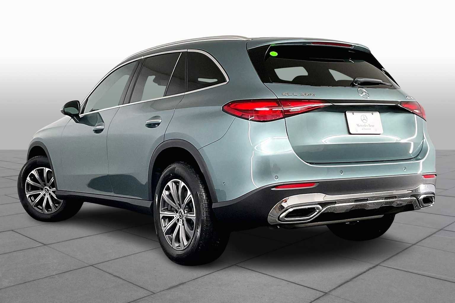 New 2025 Mercedes-Benz GLC 300 GLC 300 image 4