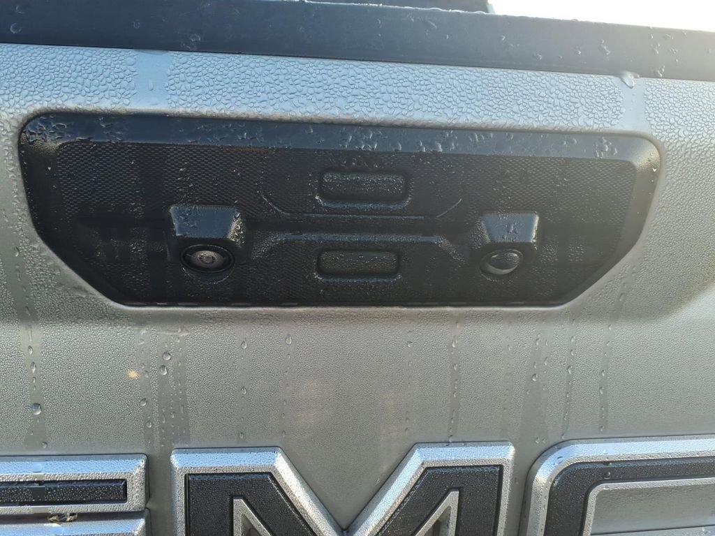 Used 2025 GMC Sierra 1500 Denali Ultimate AWD/4WD image 7
