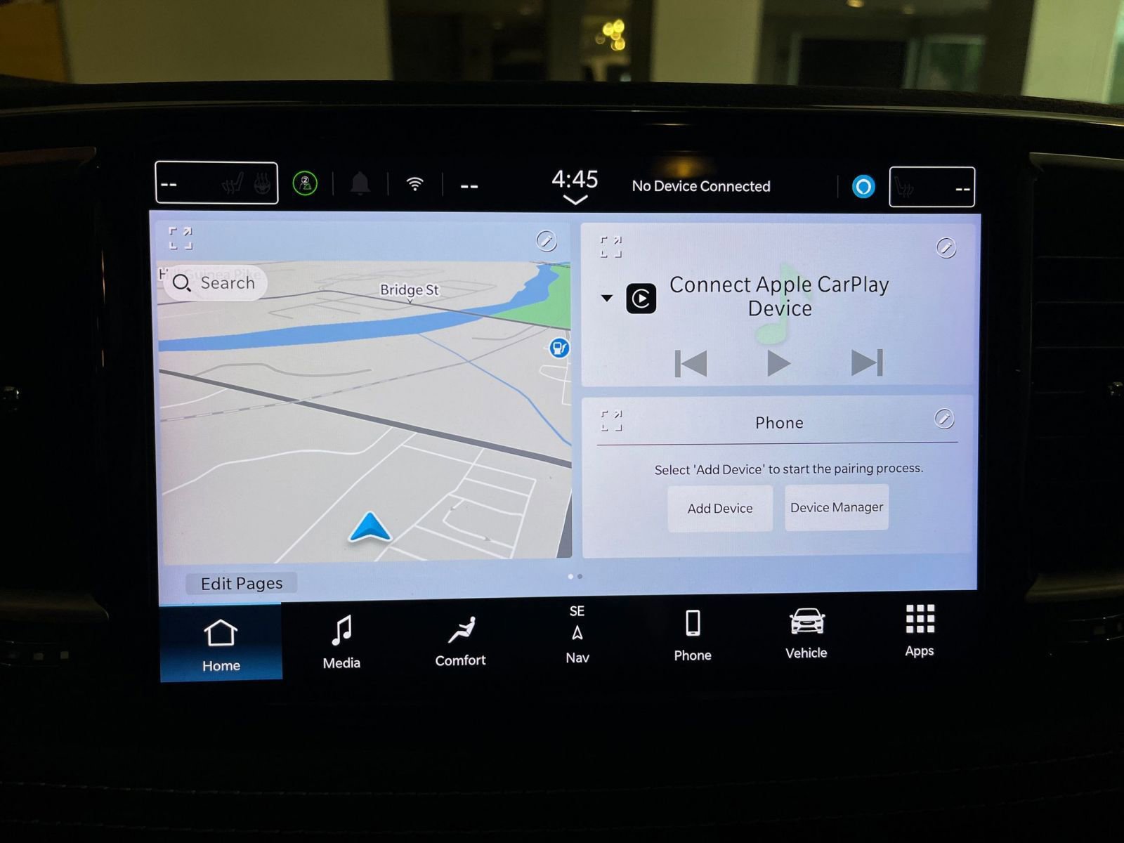 Used 2025 Chrysler Pacifica Limited FWD image 20