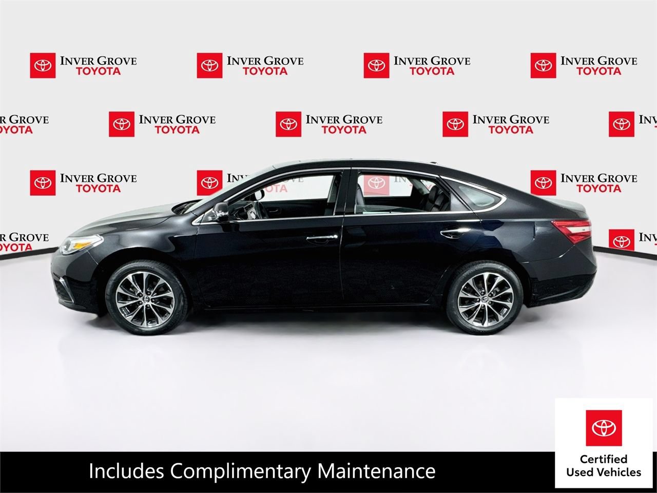 Certified 2018 Toyota Avalon XLE Premium w/ Carpet Mat Package FWD image 8
