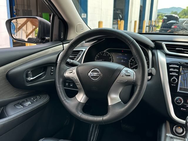 Used 2018 Nissan Murano SL w/ Midnight Edition Package FWD image 21