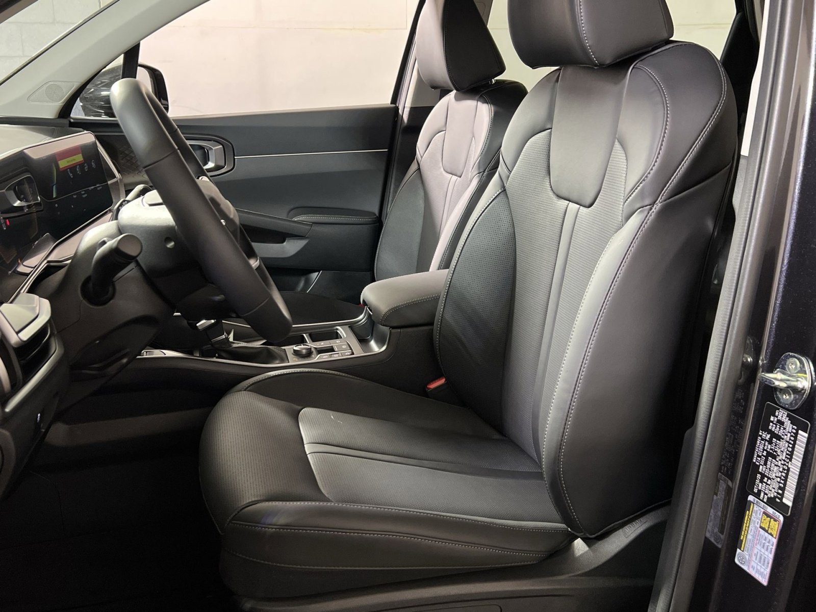 New 2026 Kia Sorento S image 11