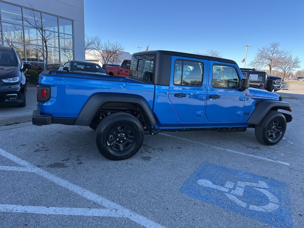 New 2026 Jeep Gladiator Sport AWD/4WD image 33