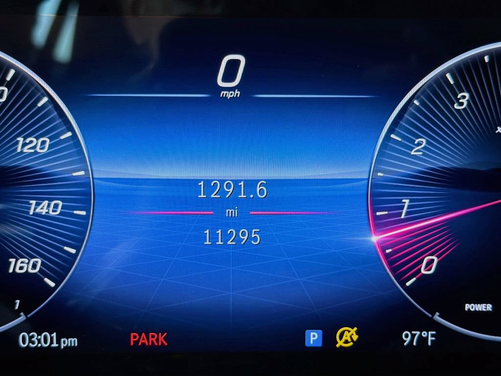 Used 2024 Mercedes-Benz GLE 350 4MATIC image 12