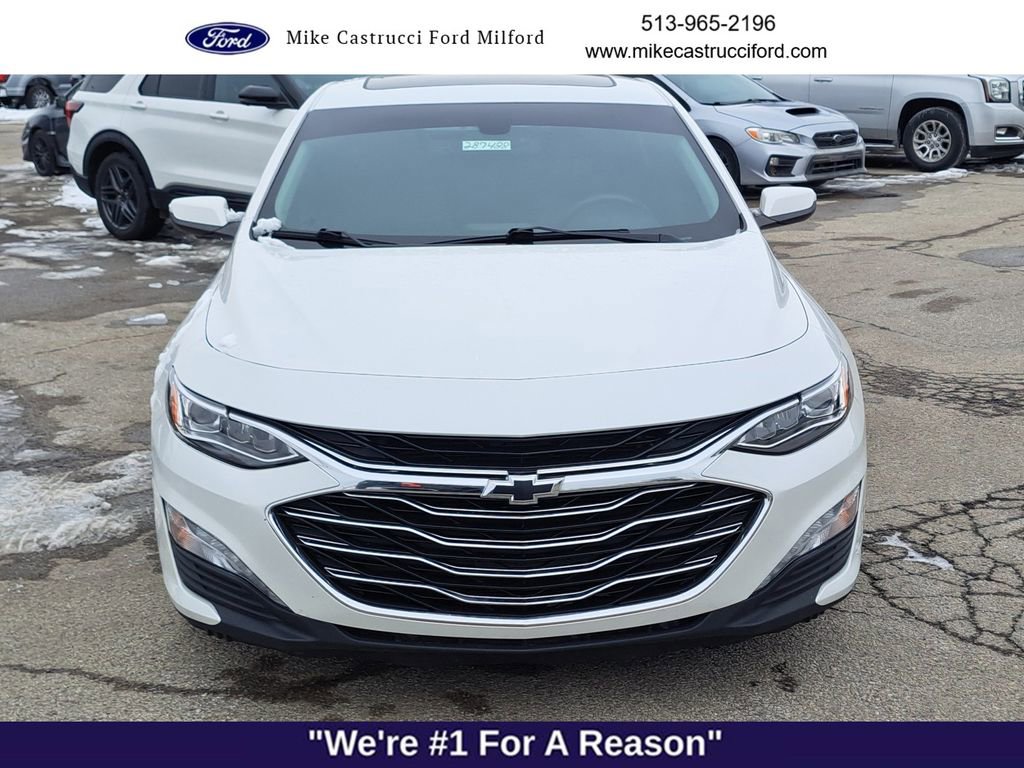 Used 2019 Chevrolet Malibu Premier w/ Sun and Wheel Package image 8
