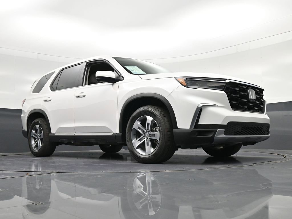 Used 2025 Honda Pilot EX-L image 34