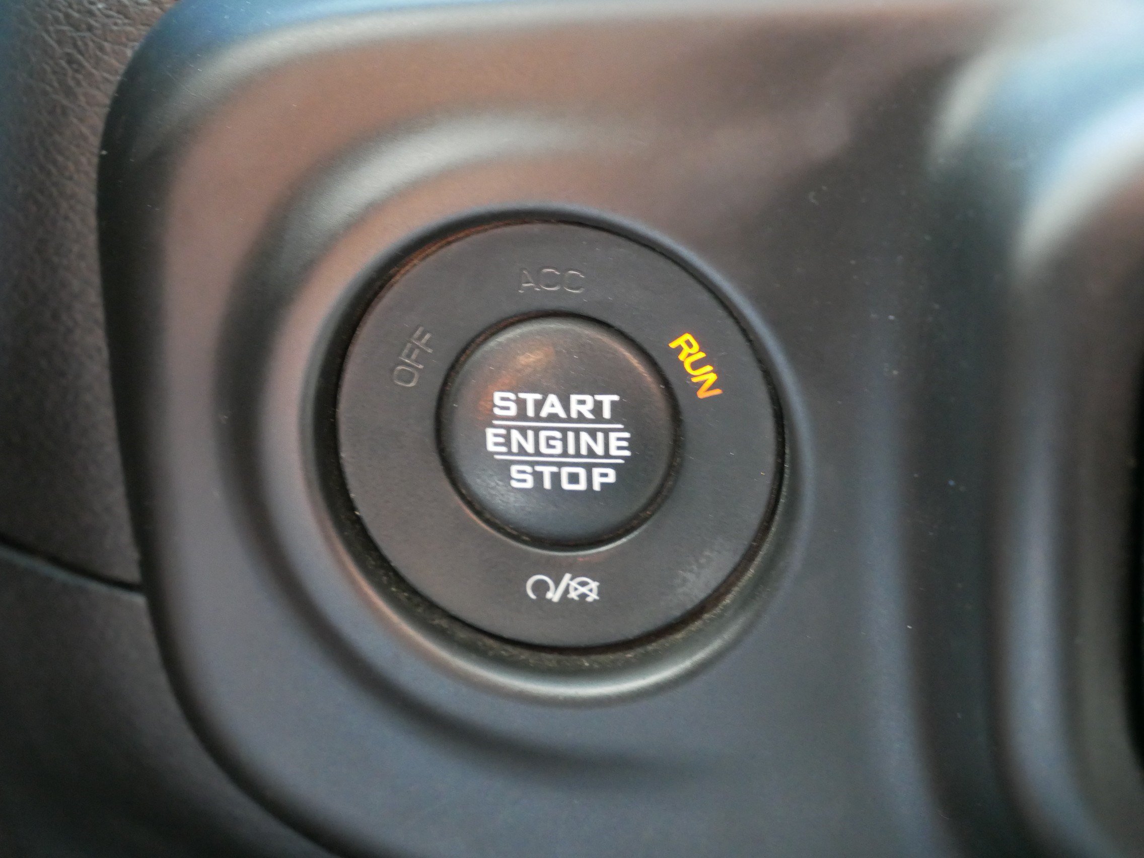 Used 2018 Jeep Wrangler Unlimited Sahara AWD/4WD image 30