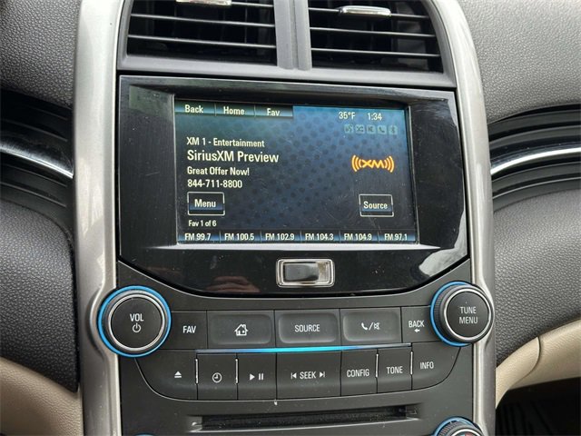 Used 2015 Chevrolet Malibu LT w/ Power Convenience Package image 9