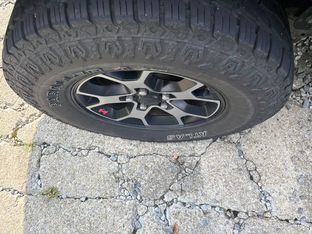 Used 2019 Jeep Wrangler Unlimited Rubicon AWD/4WD image 6