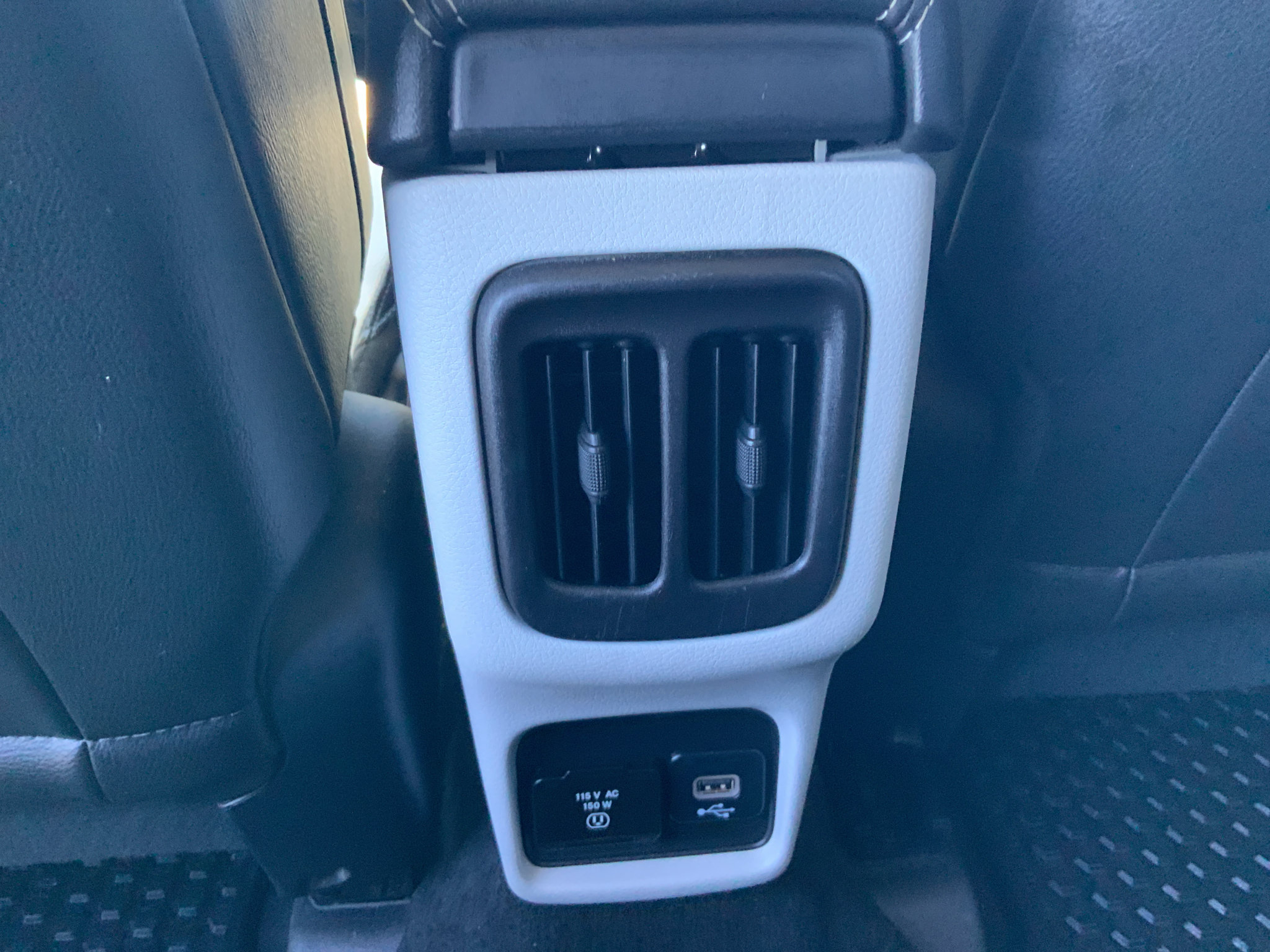 Used 2019 Jeep Compass Latitude w/ Popular Equipment Group AWD/4WD image 18