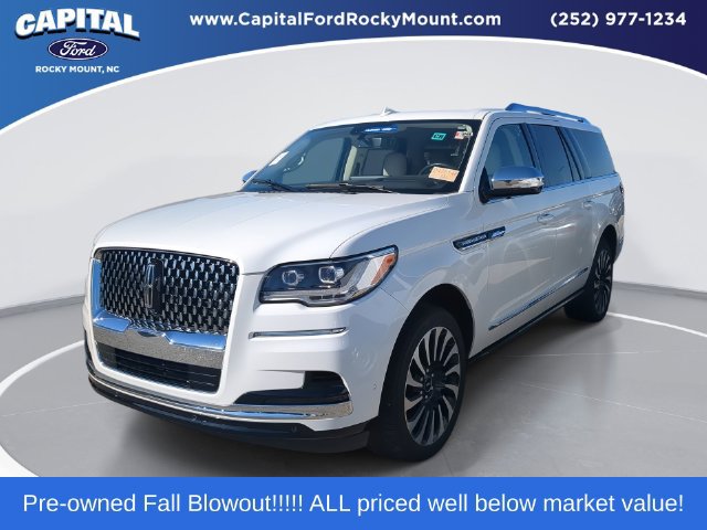 Used 2022 Lincoln Navigator L Black Label AWD/4WD image 1