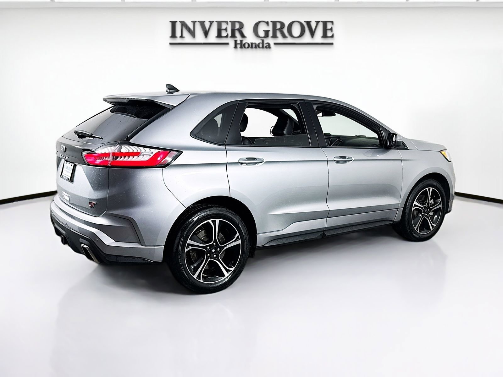 Used 2022 Ford Edge ST AWD/4WD image 5