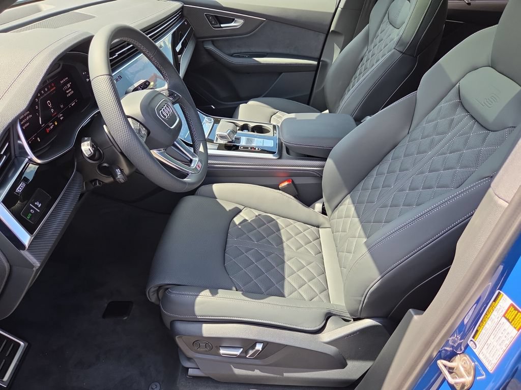 New 2026 Audi SQ7 Premium Plus AWD/4WD image 5