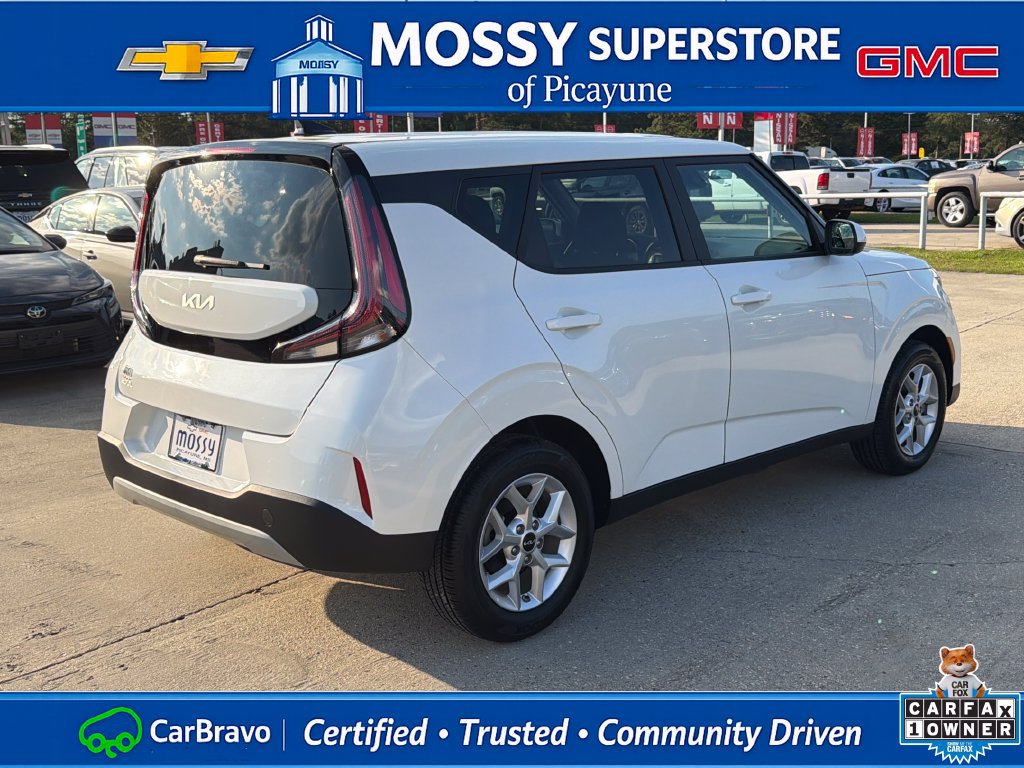 Used 2025 Kia Soul LX w/ LX Technology Package FWD image 6