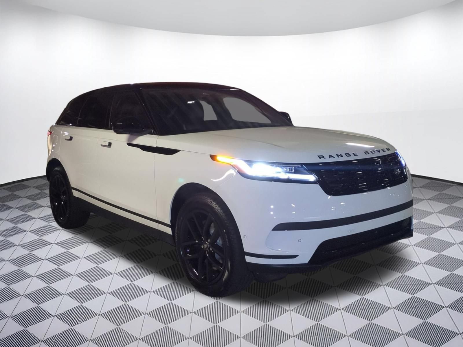 New 2026 Land Rover Range Rover Velar S AWD/4WD image 7