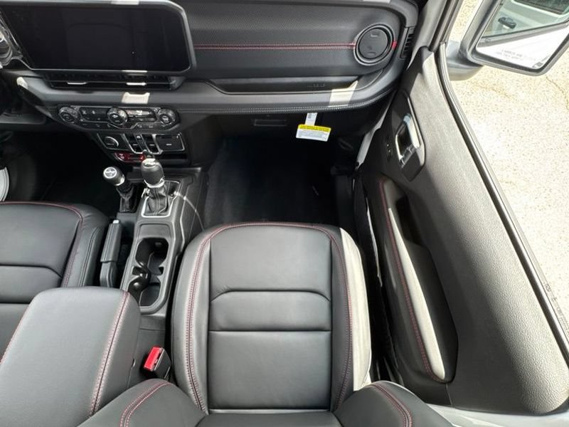 New 2026 Jeep Wrangler Unlimited Rubicon AWD/4WD image 19