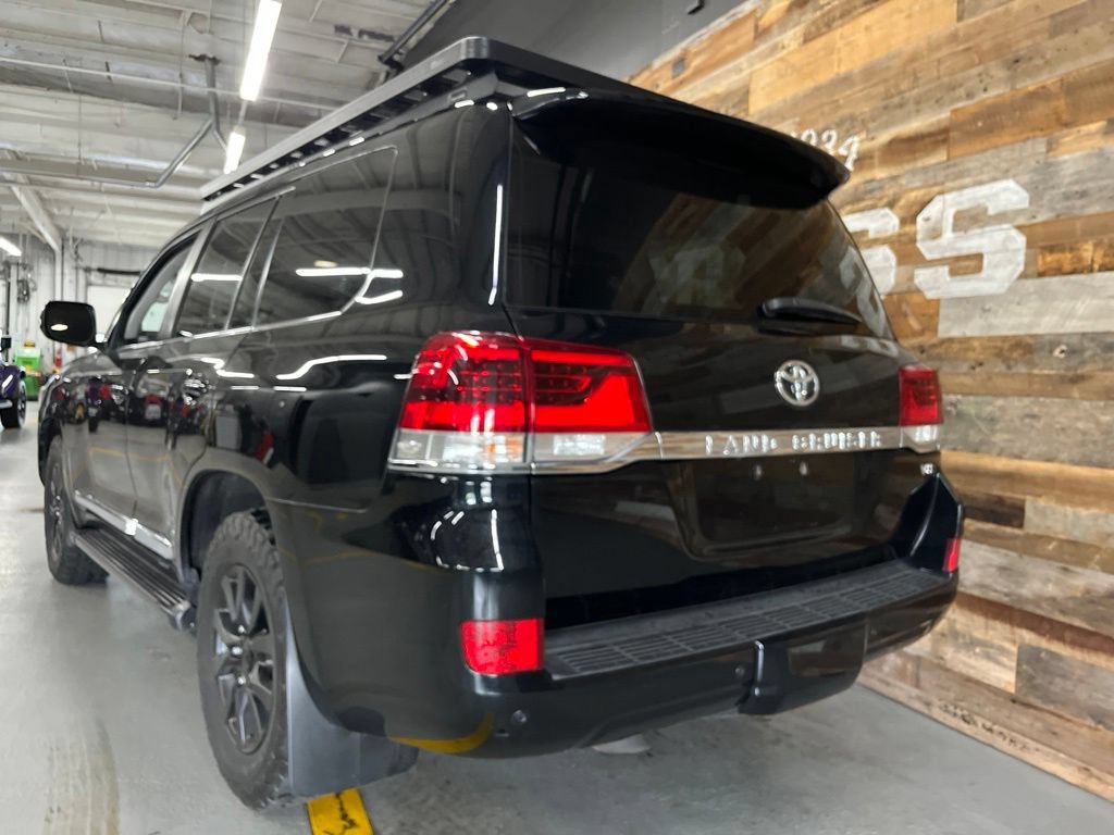 Used 2016 Toyota Land Cruiser AWD/4WD image 5