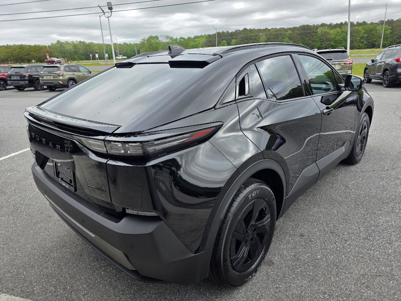 New 2026 Subaru Uncharted AWD image 5
