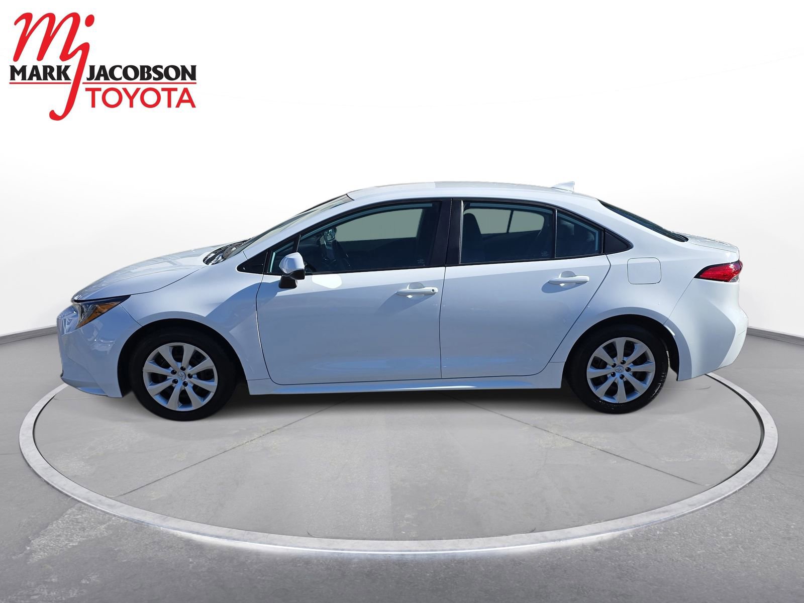 Used 2023 Toyota Corolla LE image 12