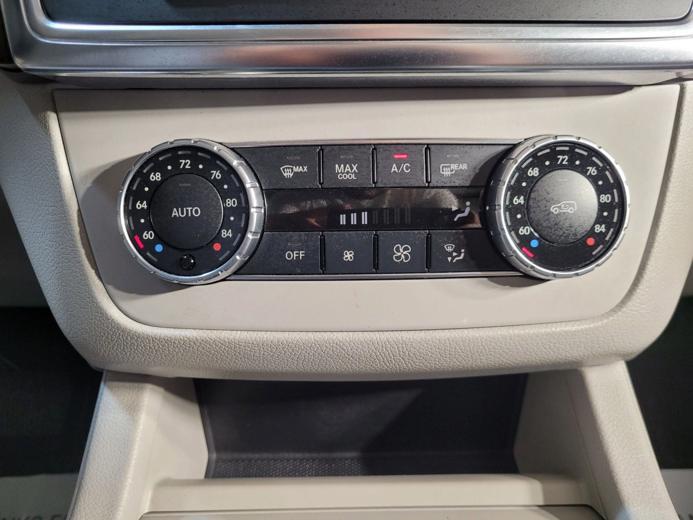 Used 2014 Mercedes-Benz ML 350 2WD w/ Premium 1 Package image 35