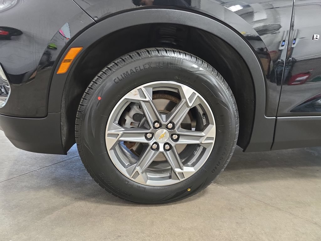 Certified 2023 Chevrolet Blazer LT AWD/4WD image 36