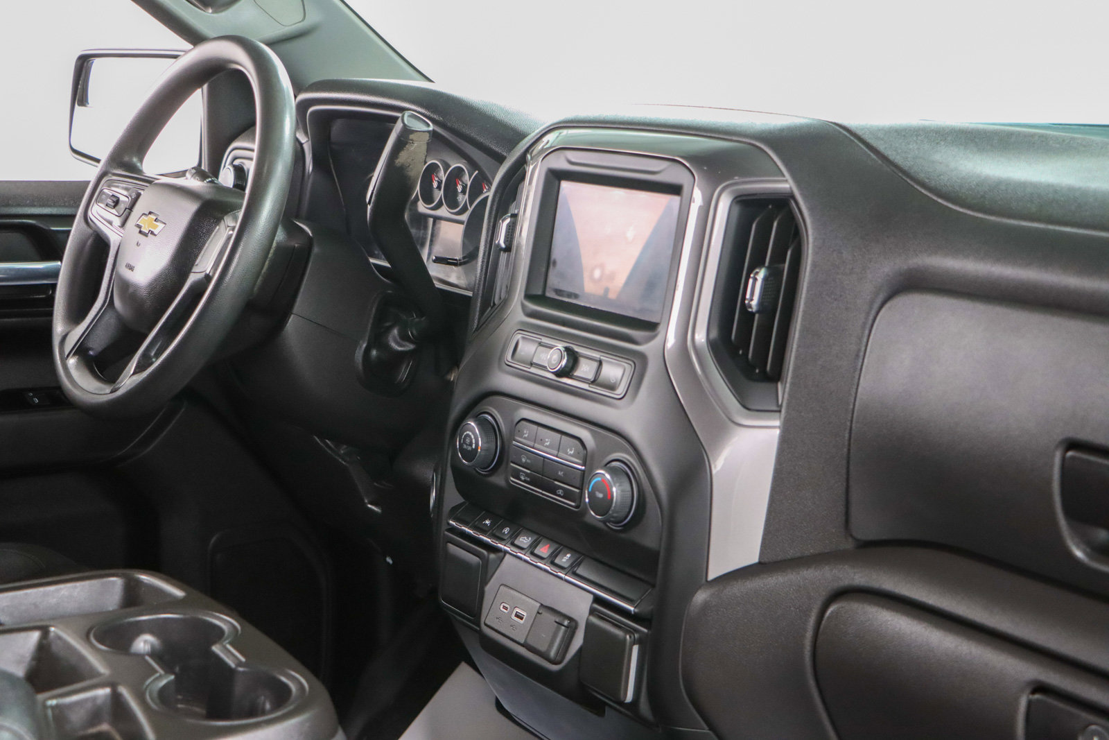 Used 2022 Chevrolet Silverado 1500 Custom image 25