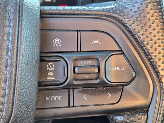 Used 2025 Toyota Tacoma SR5 AWD/4WD image 24