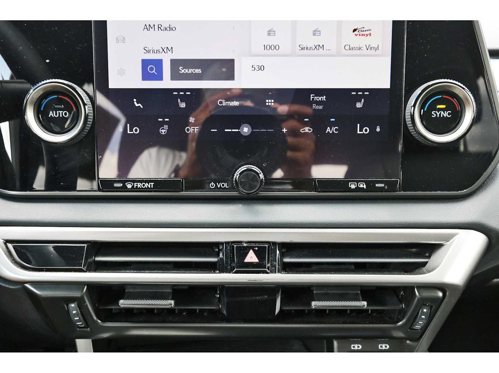 Used 2024 Lexus RX 350 FWD w/ Technology Package image 23