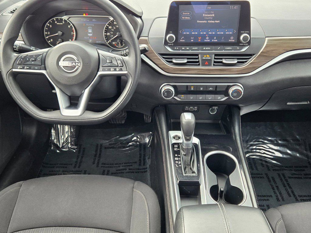 Used 2023 Nissan Altima 2.5 SV image 16