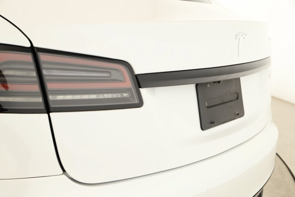 Used 2022 Tesla Model S AWD/4WD image 32
