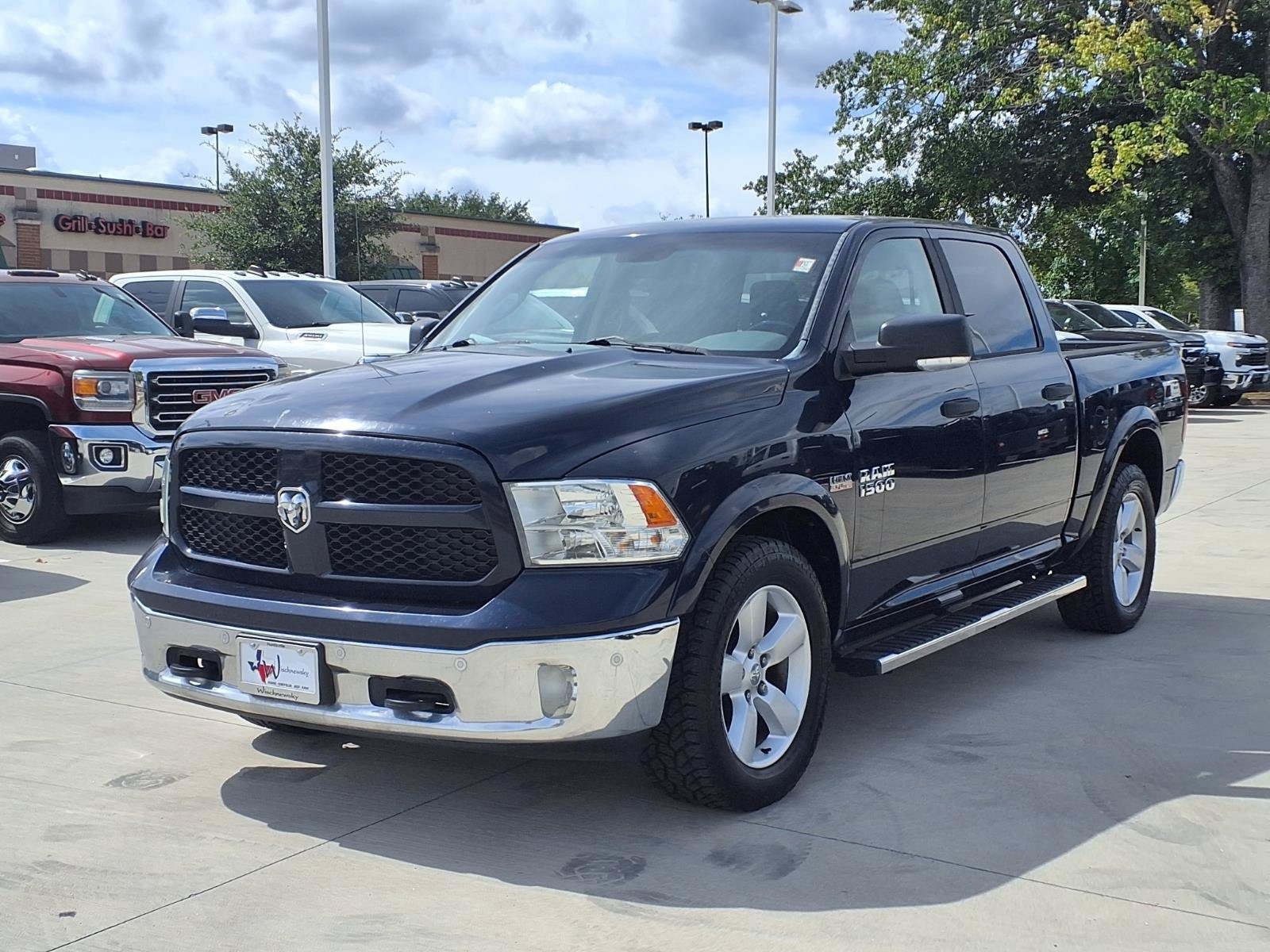 Used 2015 RAM 1500 Outdoorsman RWD image 3