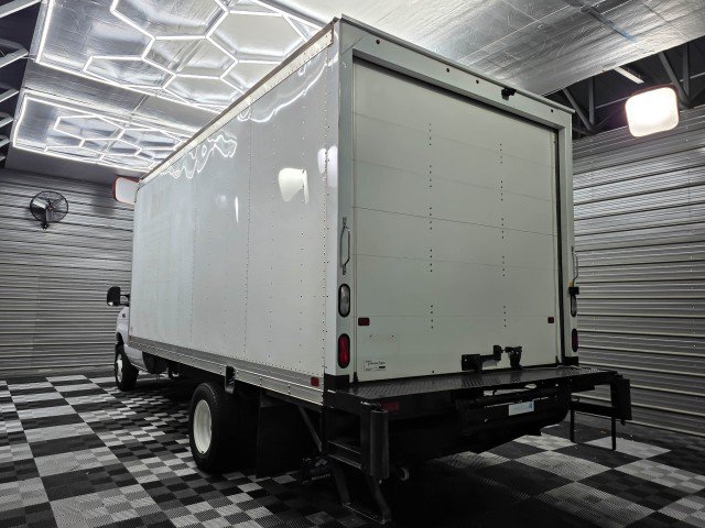 Used 2021 Ford E-450 and Econoline 450 Super Duty w/ Power Windows & Locks Group RWD image 7