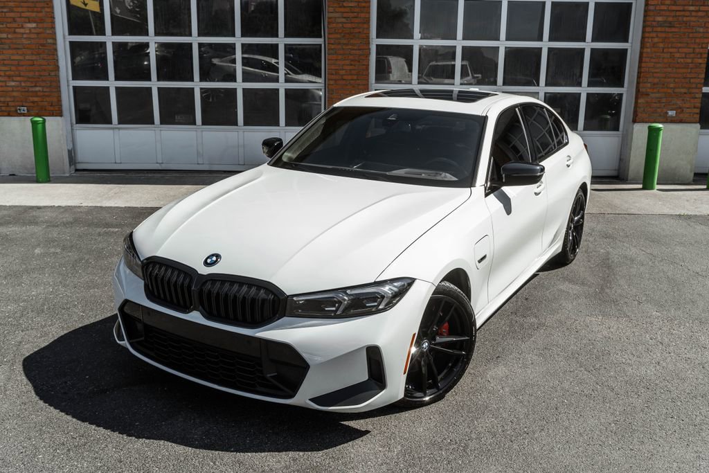 Used 2023 BMW 330e xDrive w/ M Sport Package AWD/4WD image 2