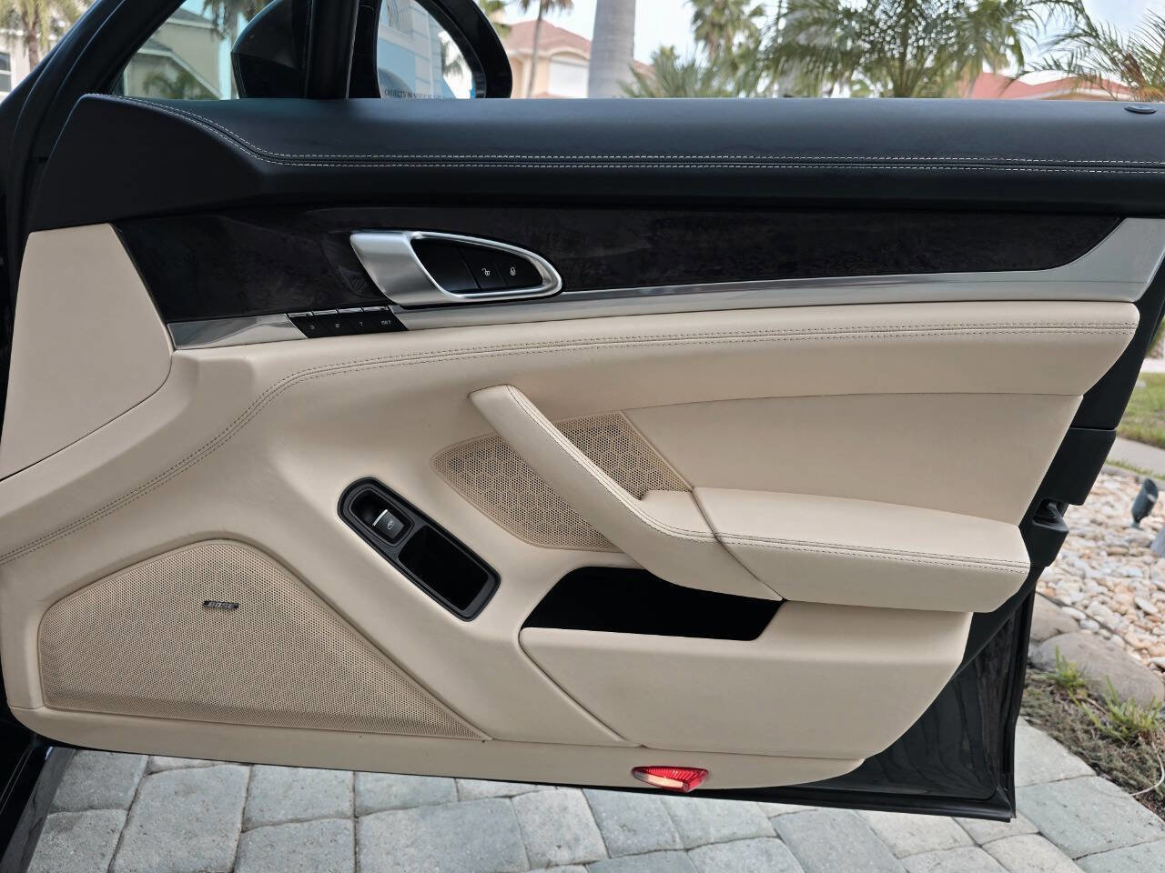 Used 2014 Porsche Panamera Turbo S w/ Exterior Package in Black image 85