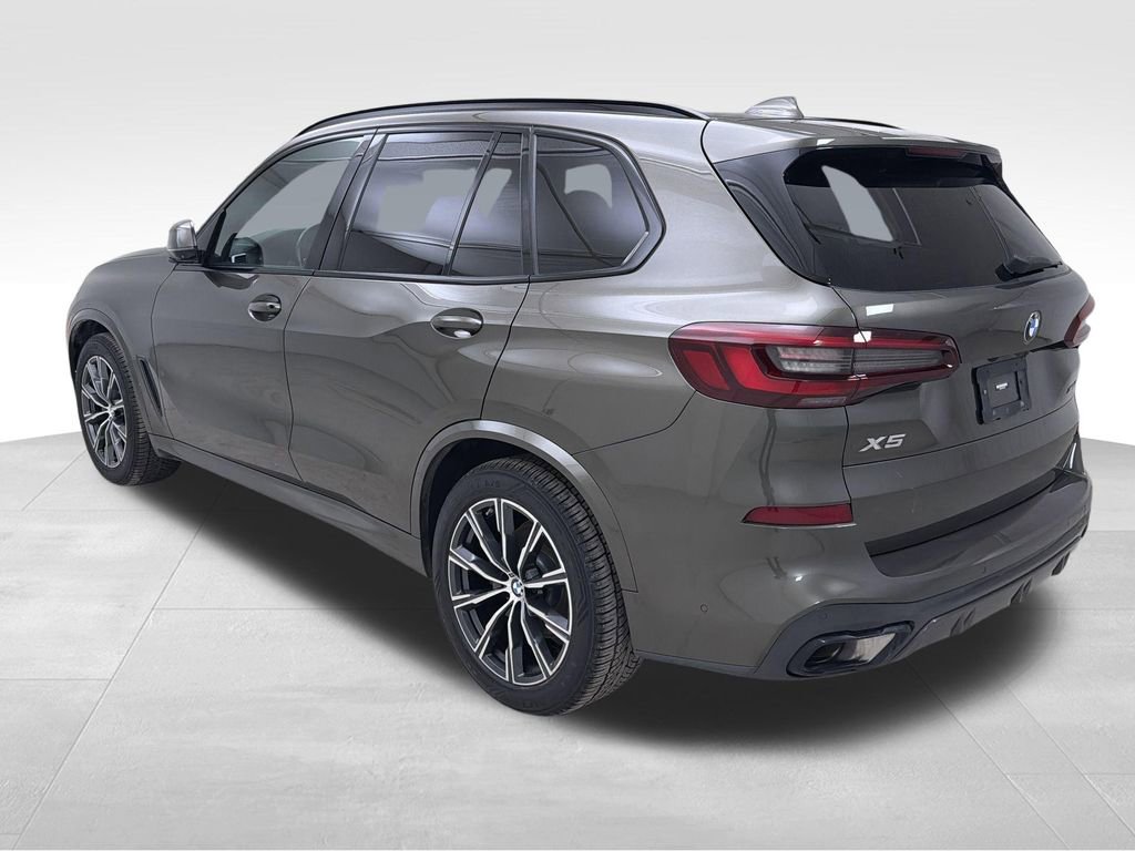 Used 2023 BMW X5 xDrive40i w/ M Sport Package image 7