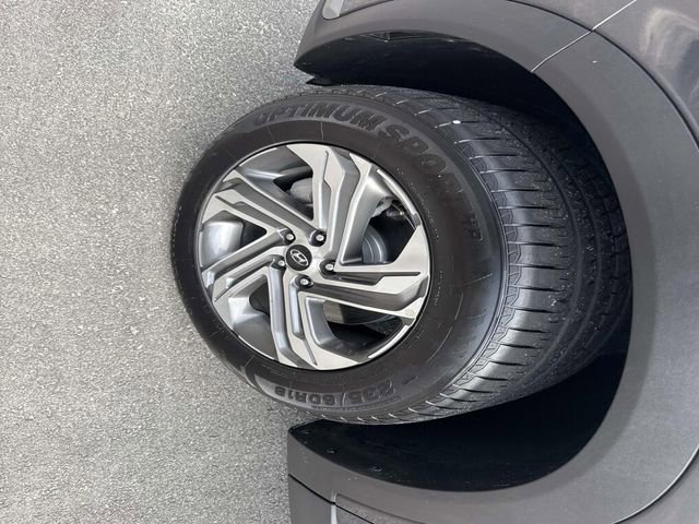 Used 2023 Hyundai Santa Fe SEL w/ Cargo Package image 13