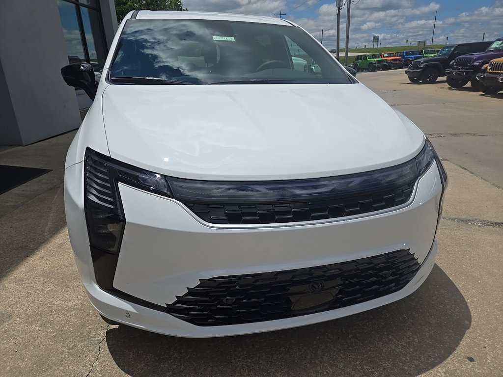 New 2027 Chrysler Pacifica Select w/ Family Tech Group FWD image 17