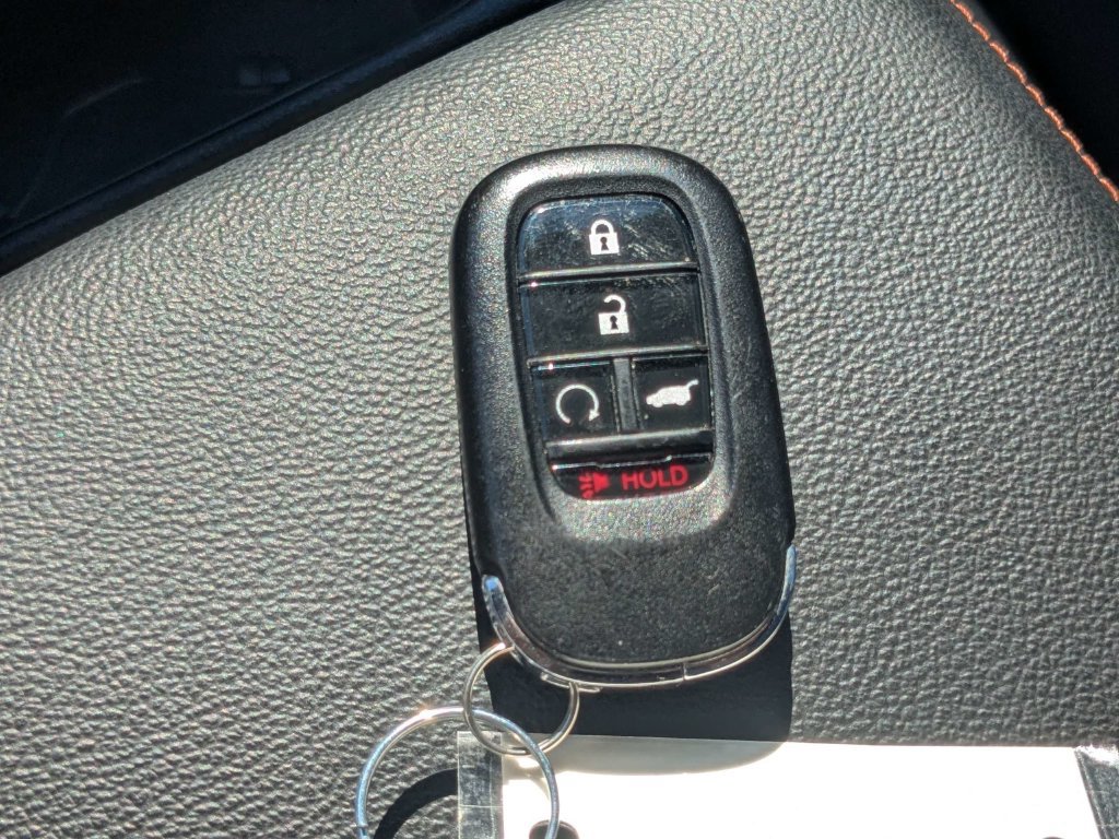 Used 2025 Honda CR-V Sport Touring image 38