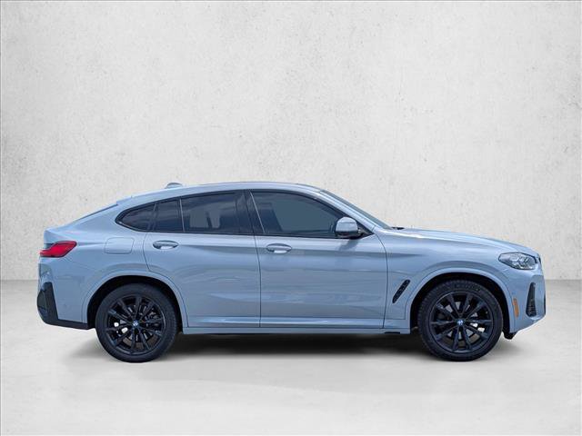 Used 2024 BMW X4 xDrive30i w/ Premium Package AWD/4WD image 4