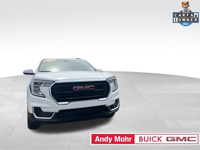 Used 2024 GMC Terrain SLE w/ Driver Convenience Package FWD image 6