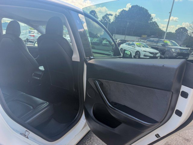 Used 2021 Tesla Model Y Long Range AWD/4WD image 15