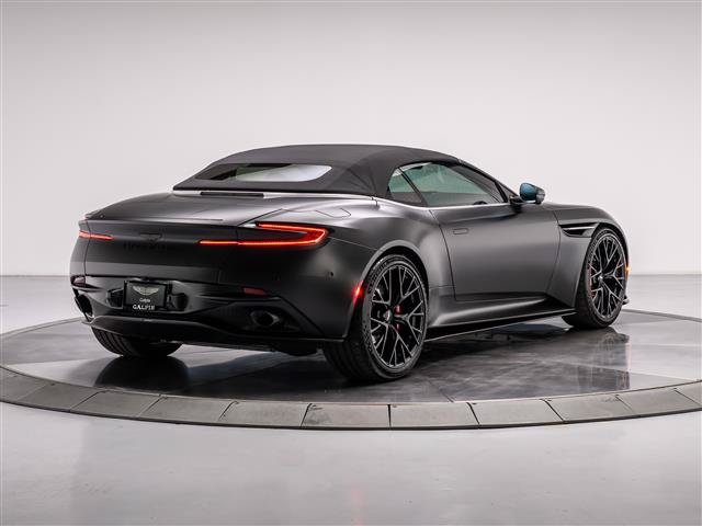 Used 2025 Aston Martin DB12 Convertible RWD image 19
