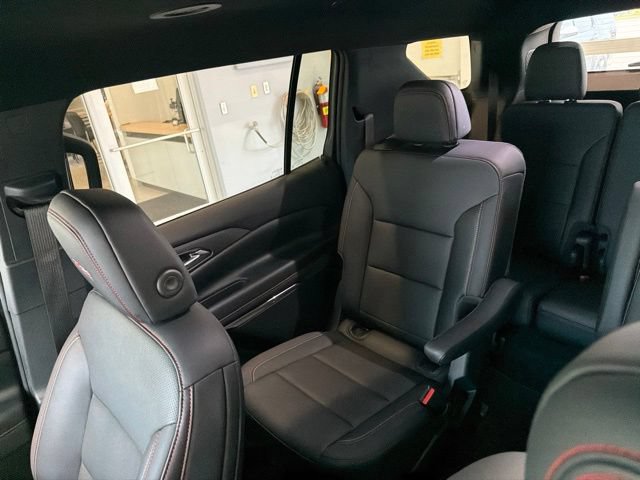 Used 2026 Chevrolet Traverse Z71 AWD/4WD image 17